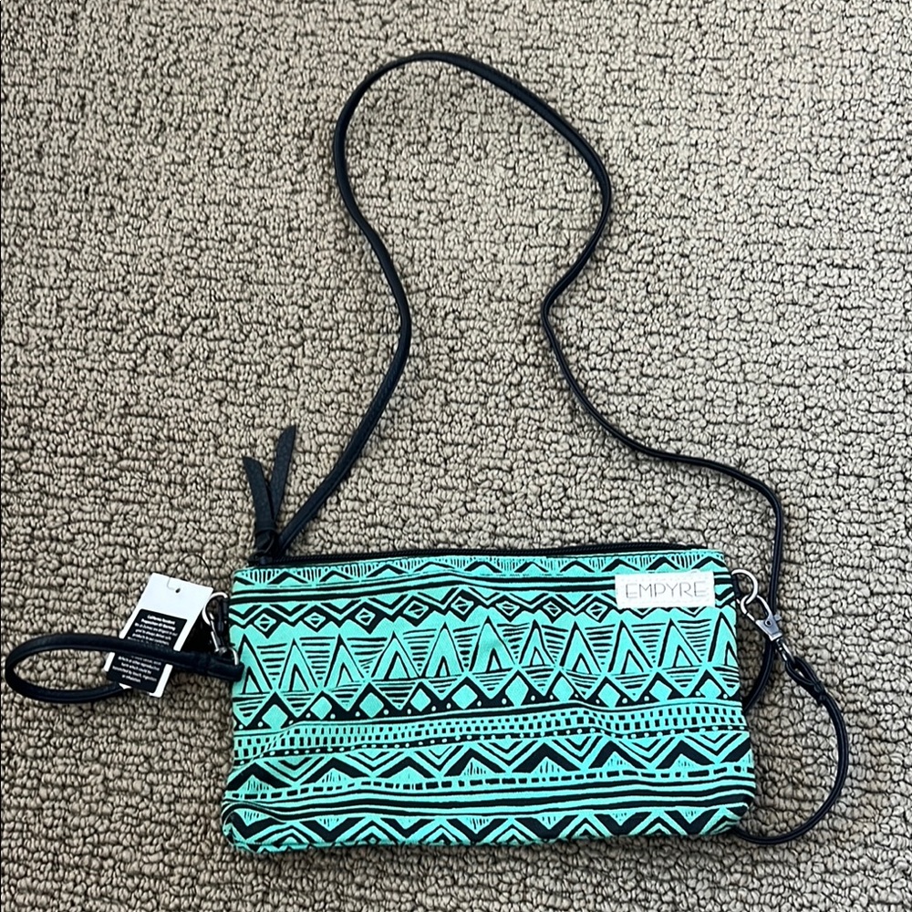 Empyre Green and Black Geometric Clutch